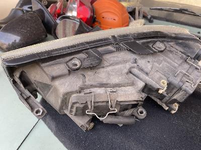 Přední světla xenony na Škoda Superb I