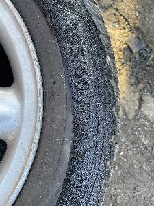 Prodám zimní pneu 195/60 R15 na alu kolech  Fiat