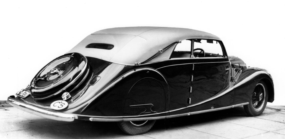 Walter Regent (2. d&iacute;l) &ndash; Sodomkovy kreace