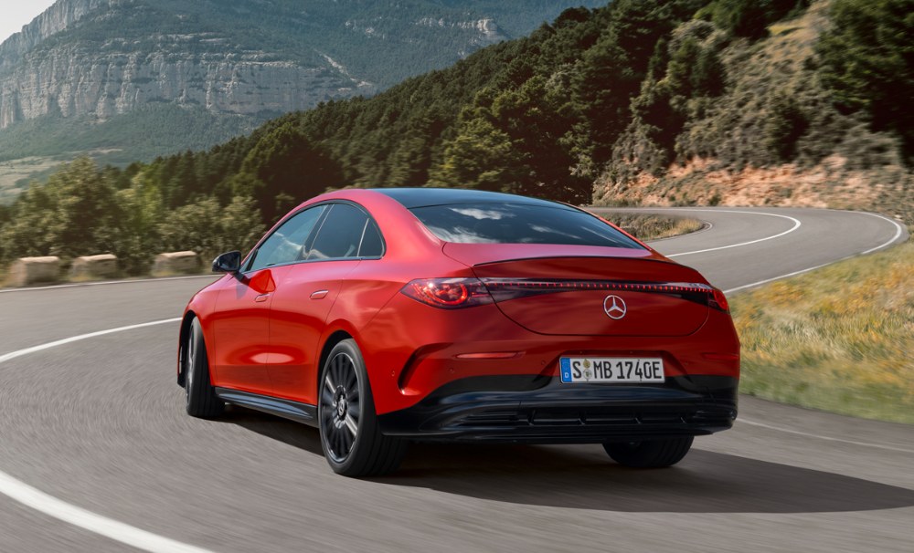 Mercedes-Benz CLA &ndash; Tř&iacute;da sama pro sebe