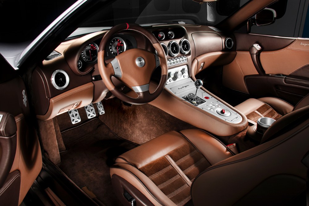 Touring Superleggera Veloce12 &ndash; Třet&iacute; &scaron;ance