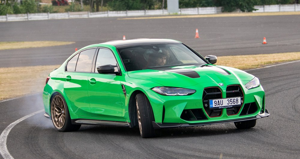 BMW M3 CS &ndash; Čtvrt&yacute; schod