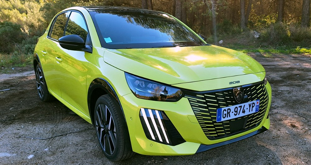 Peugeot e-208 &ndash; Modernizace skokem