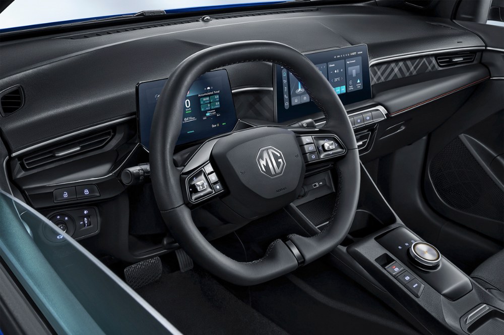 MG 3 Hybrid+ &ndash; Překvapiv&yacute; př&iacute;stup